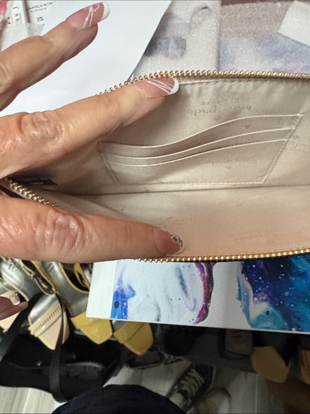 kate spade Cream Floral Appliqué Leather Wristlet - Picture 4 of 6